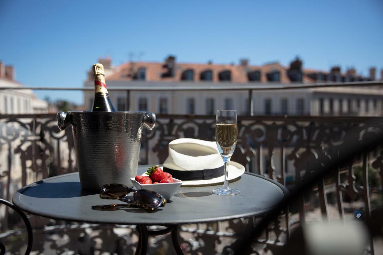 Camera Rotunda con Terrazza e Degustazione Vini Gratuita
