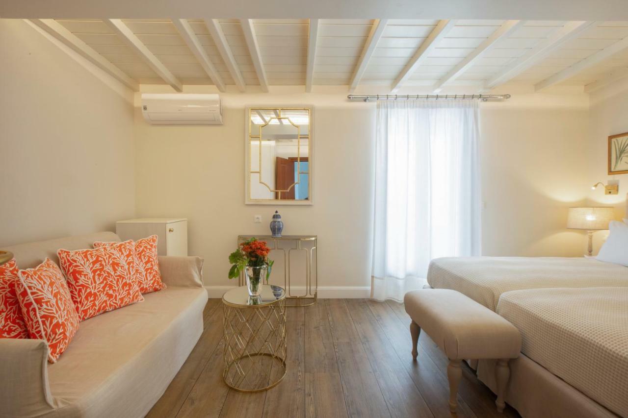 Habitación estándar con 2 camas individuales y cama supletoria