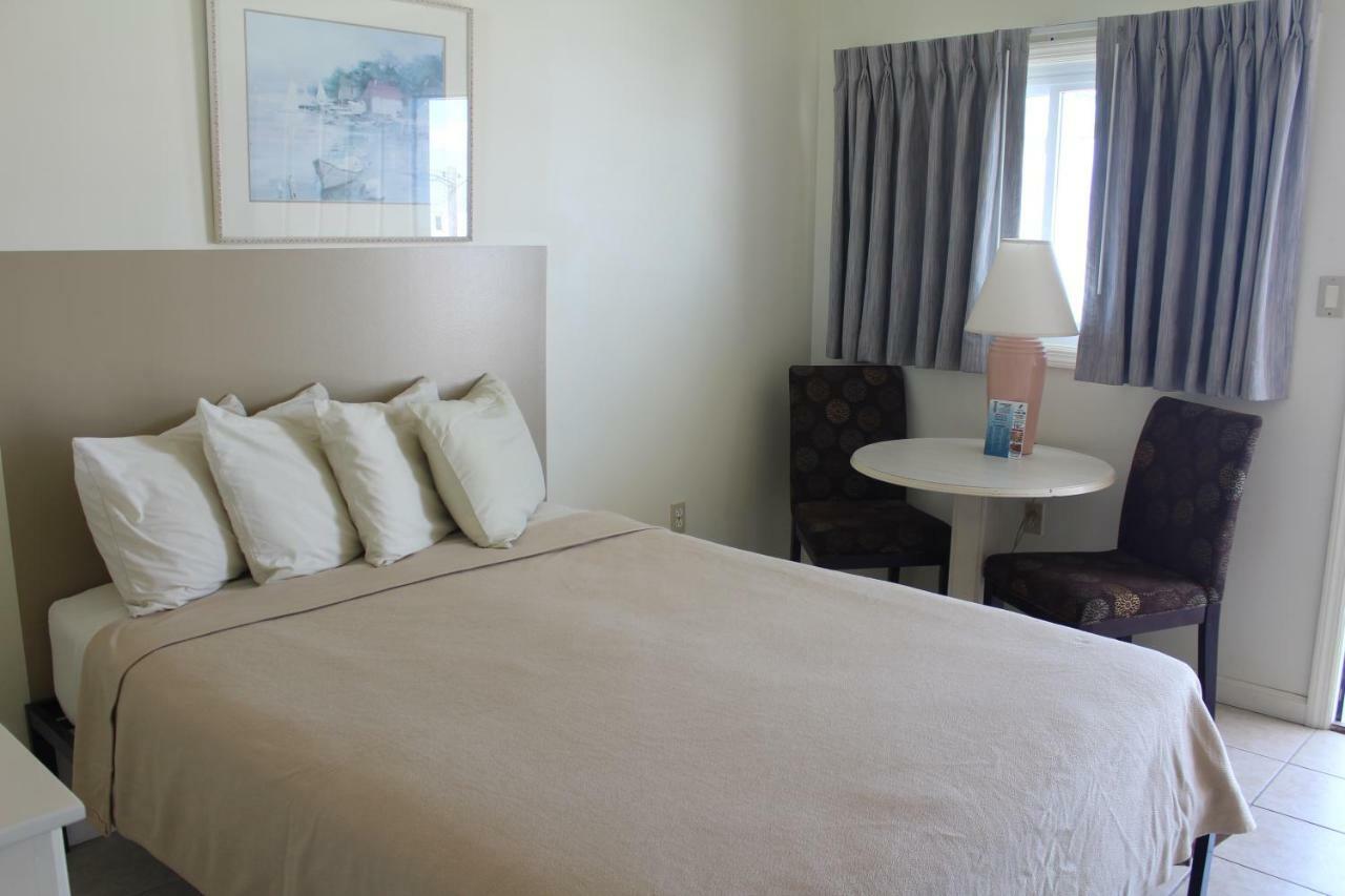 Motel Room-Type 1