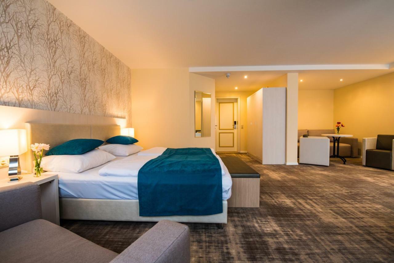 Junior Suite,1669815269:JPEG