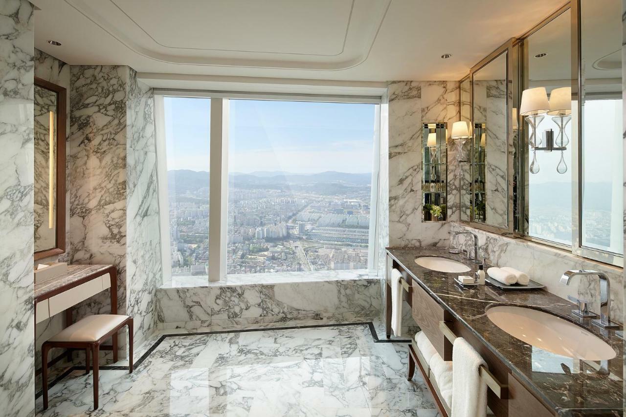 Presidential Suite Room