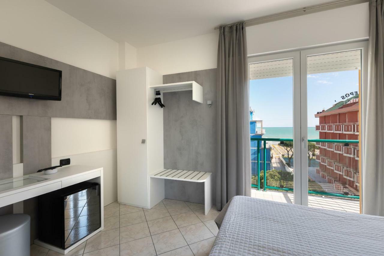 Deluxe Doppel-/Zweibettzimmer mit Balkon