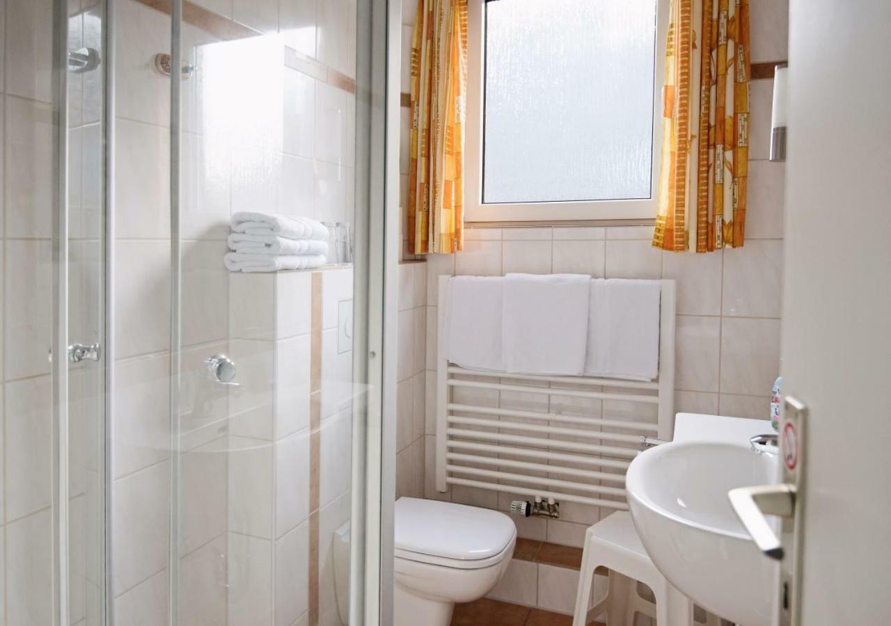Triple Room,1206533365:JPEG