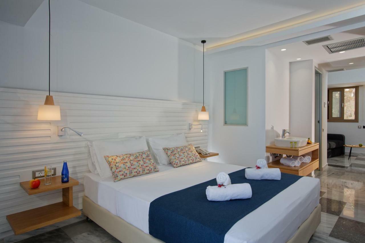 Superior One bedroom Apartment with sea view