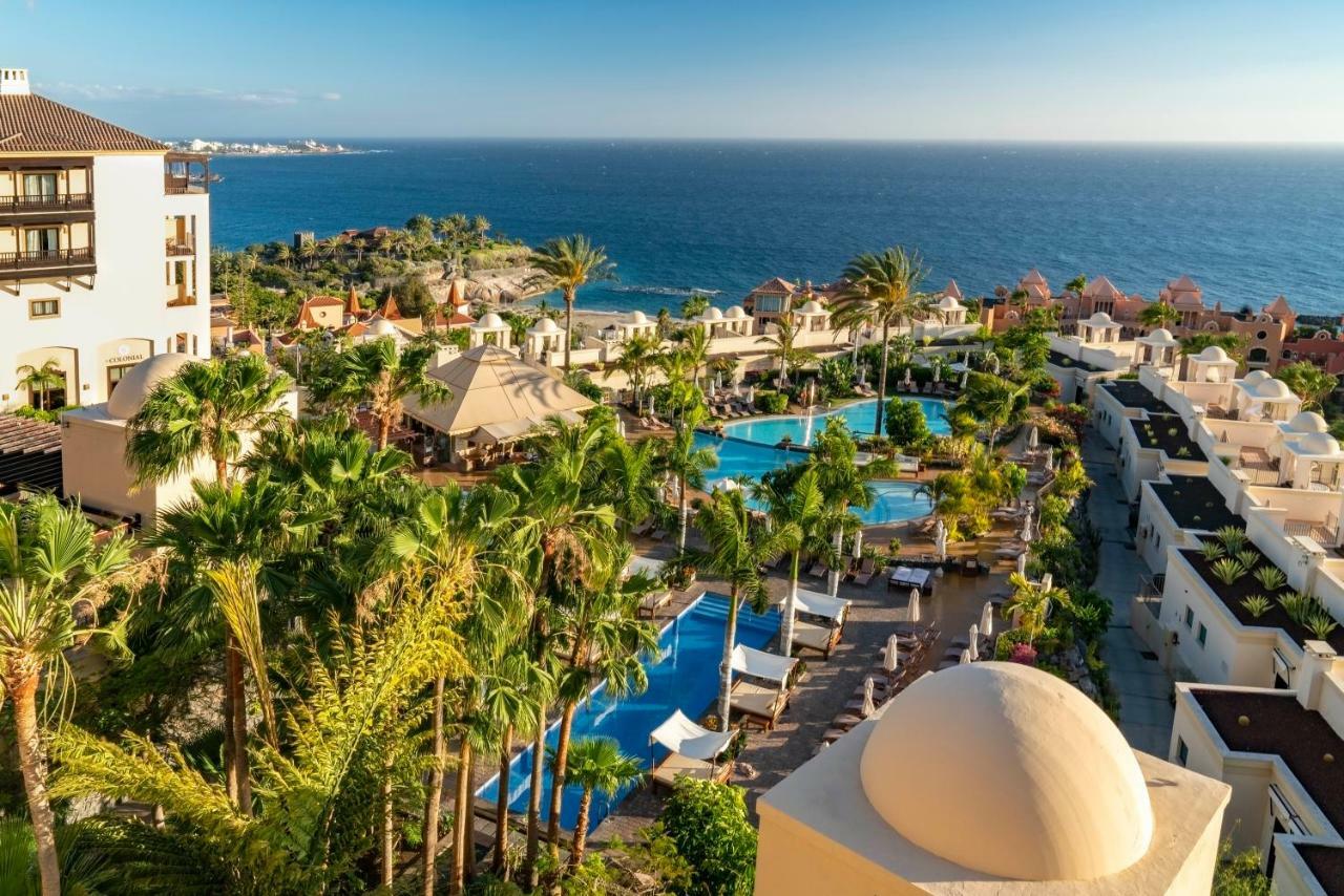 Superior Room with Ocean View (2 Adults + 2 Children)