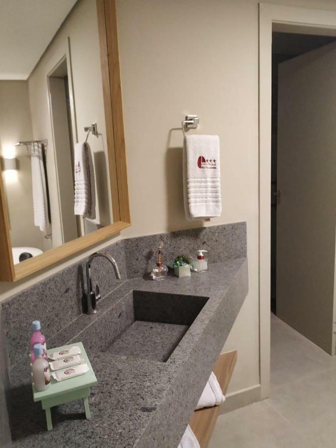 Suíte com Banheira de Hidromassagem