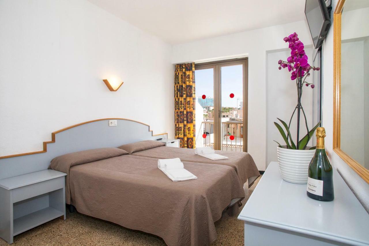 Chambre Lits Jumeaux - Vue sur Ville