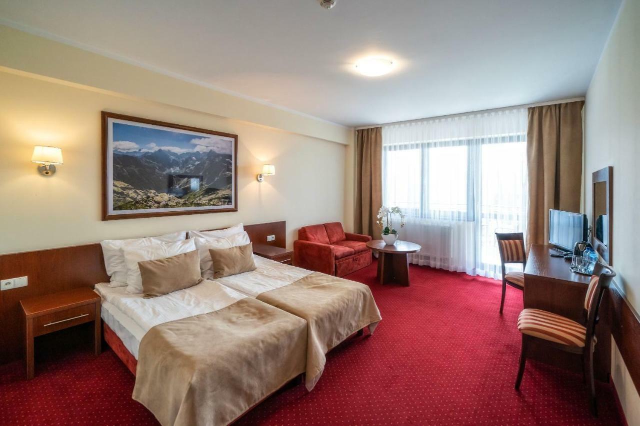 Comfort Double Room with Sofa and Balcony