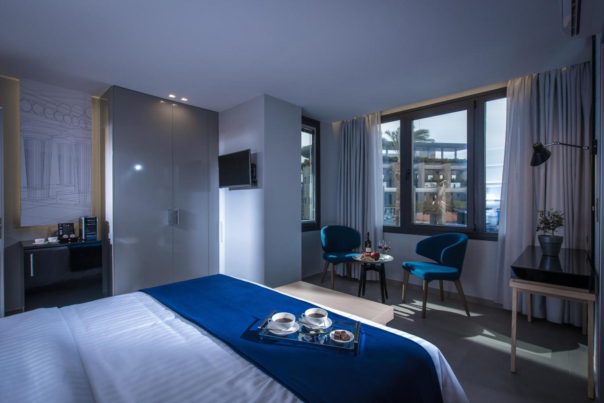Suite met Gedeeltelijk Uitzicht op Zee