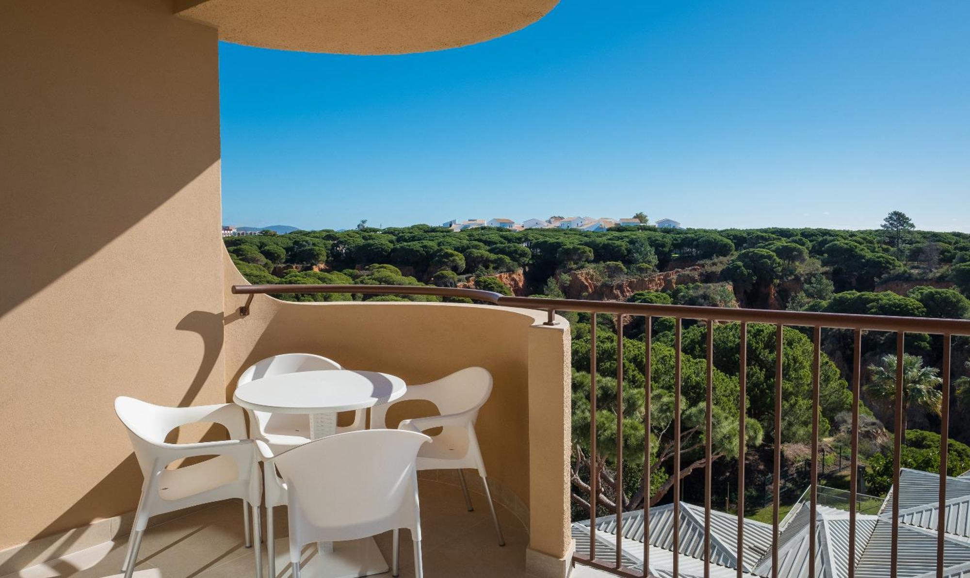 Appartement 1 Chambre de Luxe - Vue Latérale sur Mer