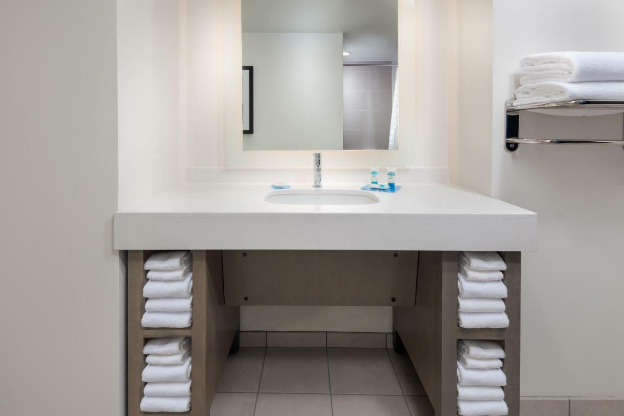Habitación Den con 2 camas grandes
