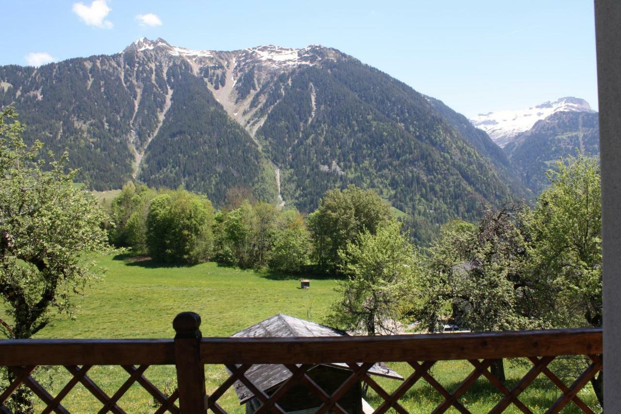 Chambre Lit King-Size - Vue sur Montagne