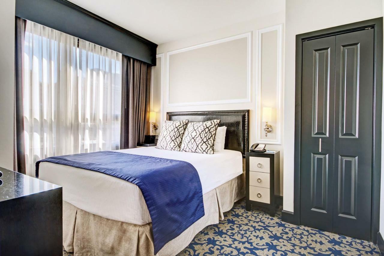 One-Bedroom Suite