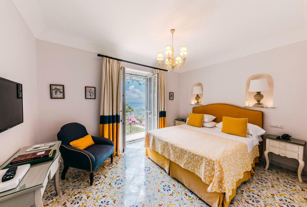 Chambre Double ou Lits Jumeaux Comfort avec Vue partielle sur la mer