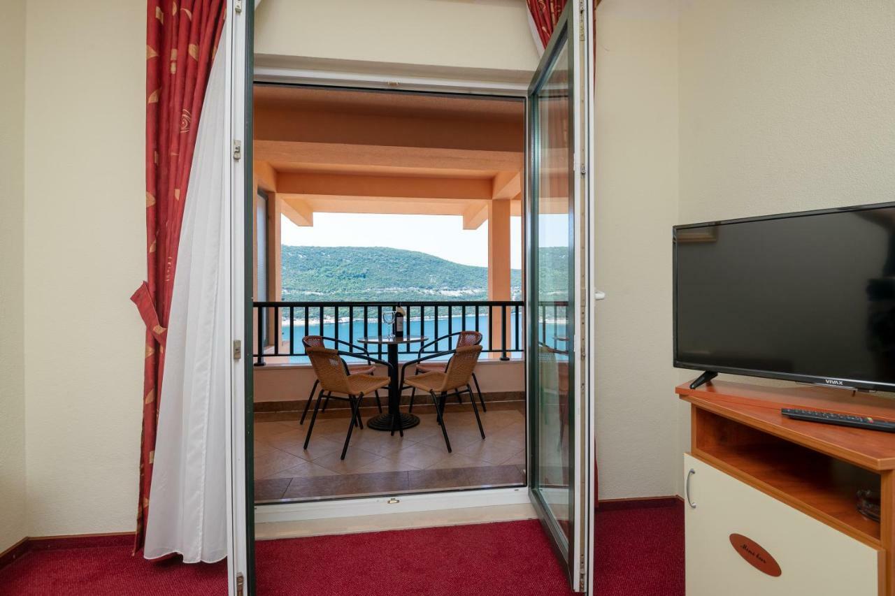 Suite (4 Adultes) - Vue sur Mer