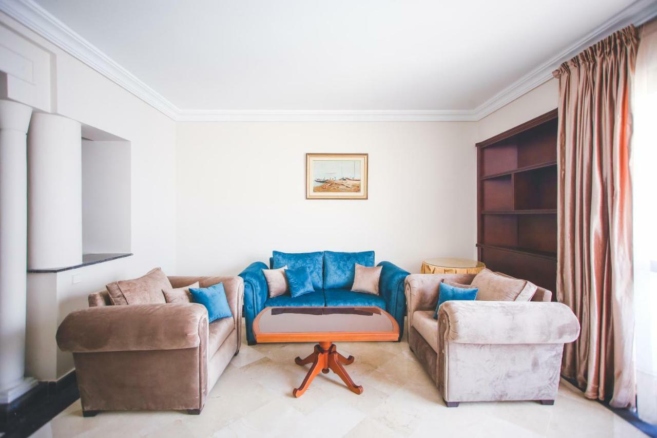 Appartamento con 3 Camere da Letto