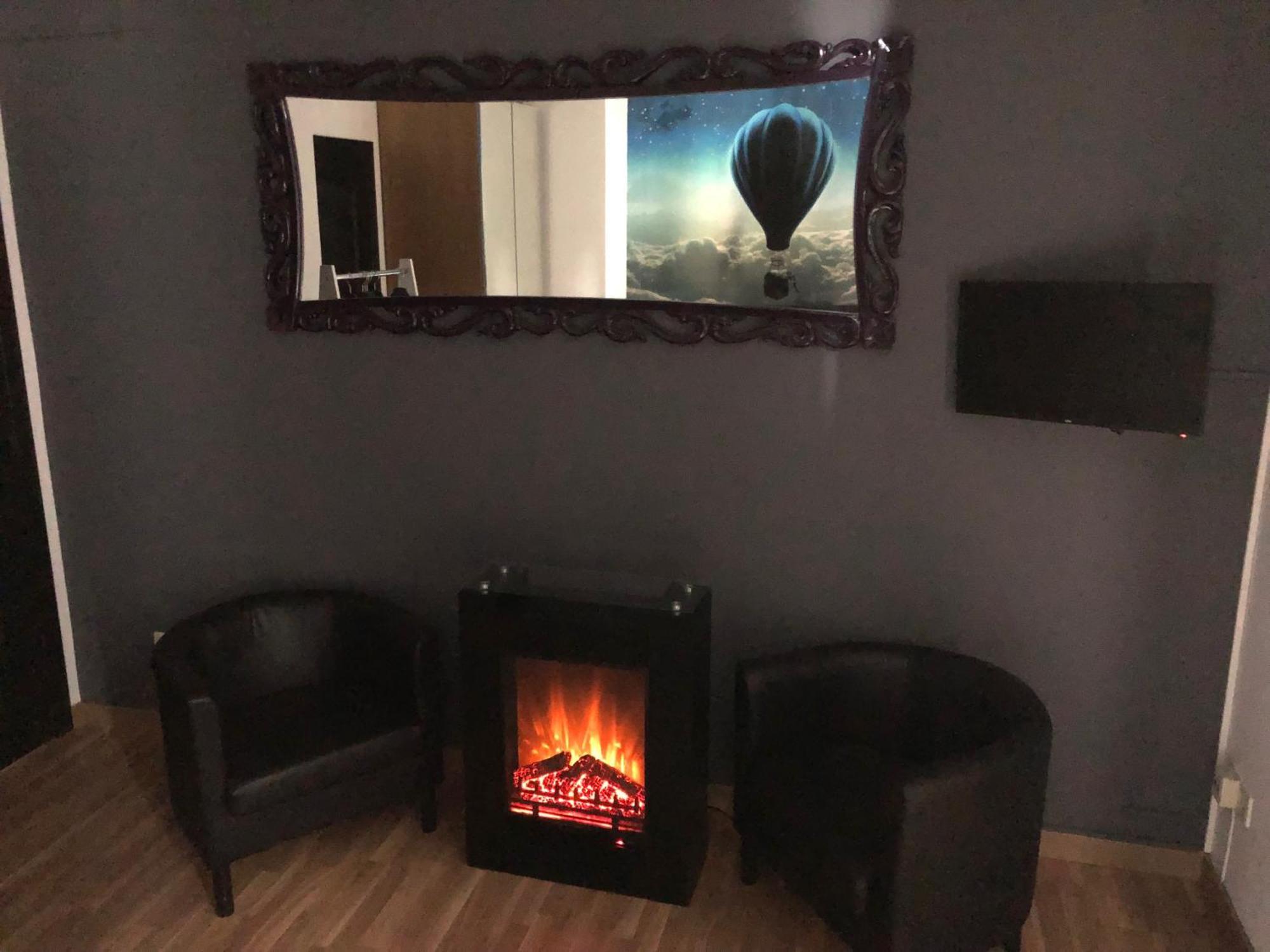Kamer met Queensize Bed en Uitzicht
