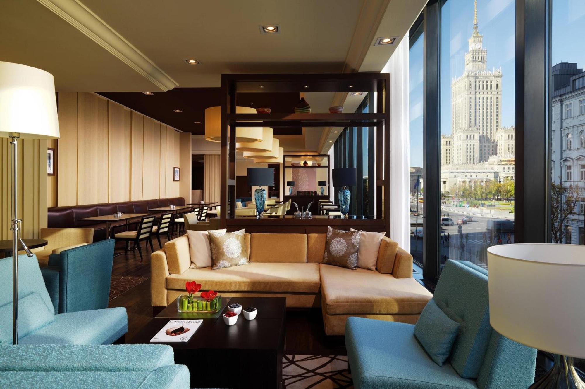 Executive Zimmer mit 1 King-Bett und Zugang zur Club Lounge