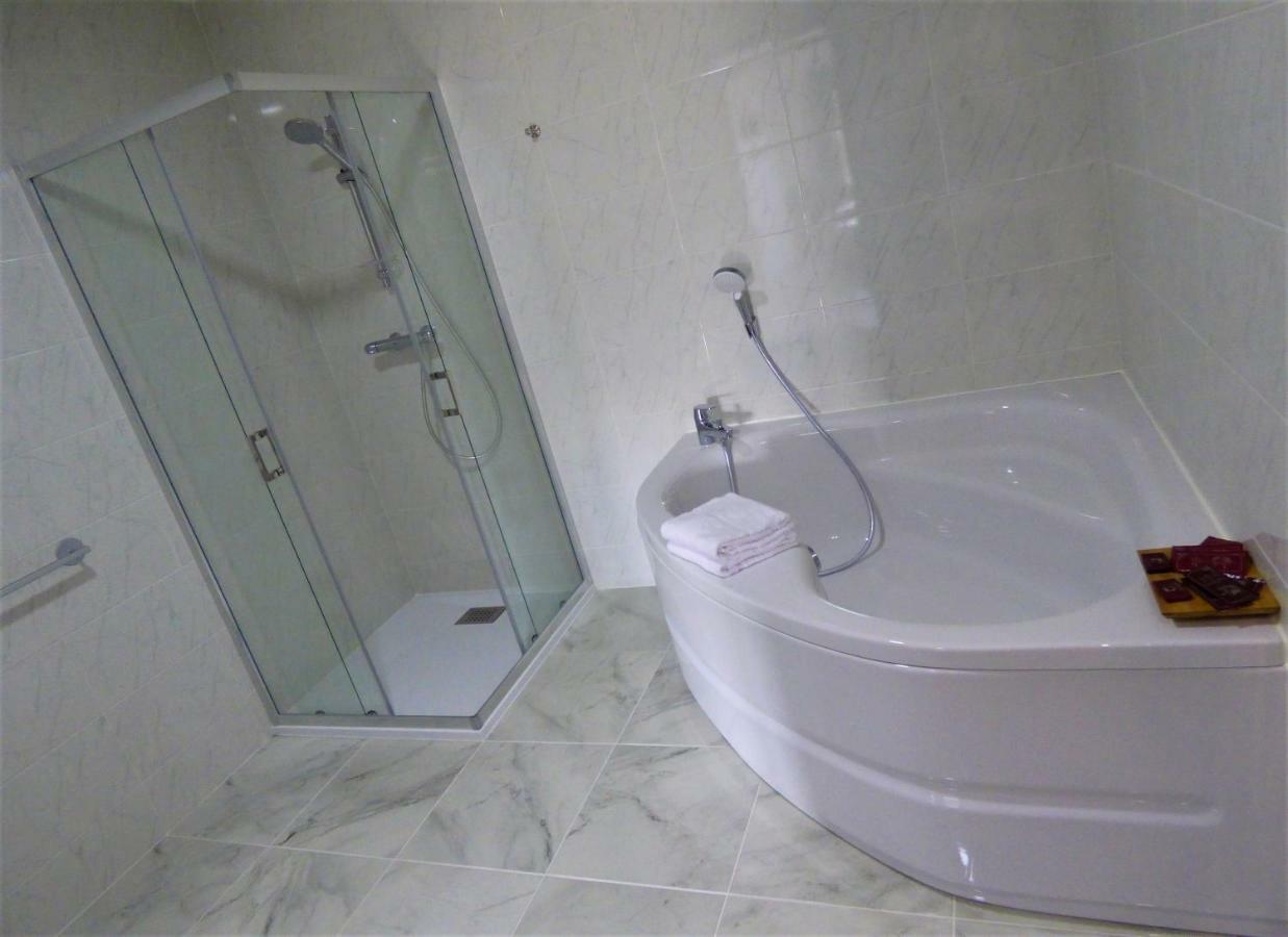 Chambre Familiale avec Baignoire