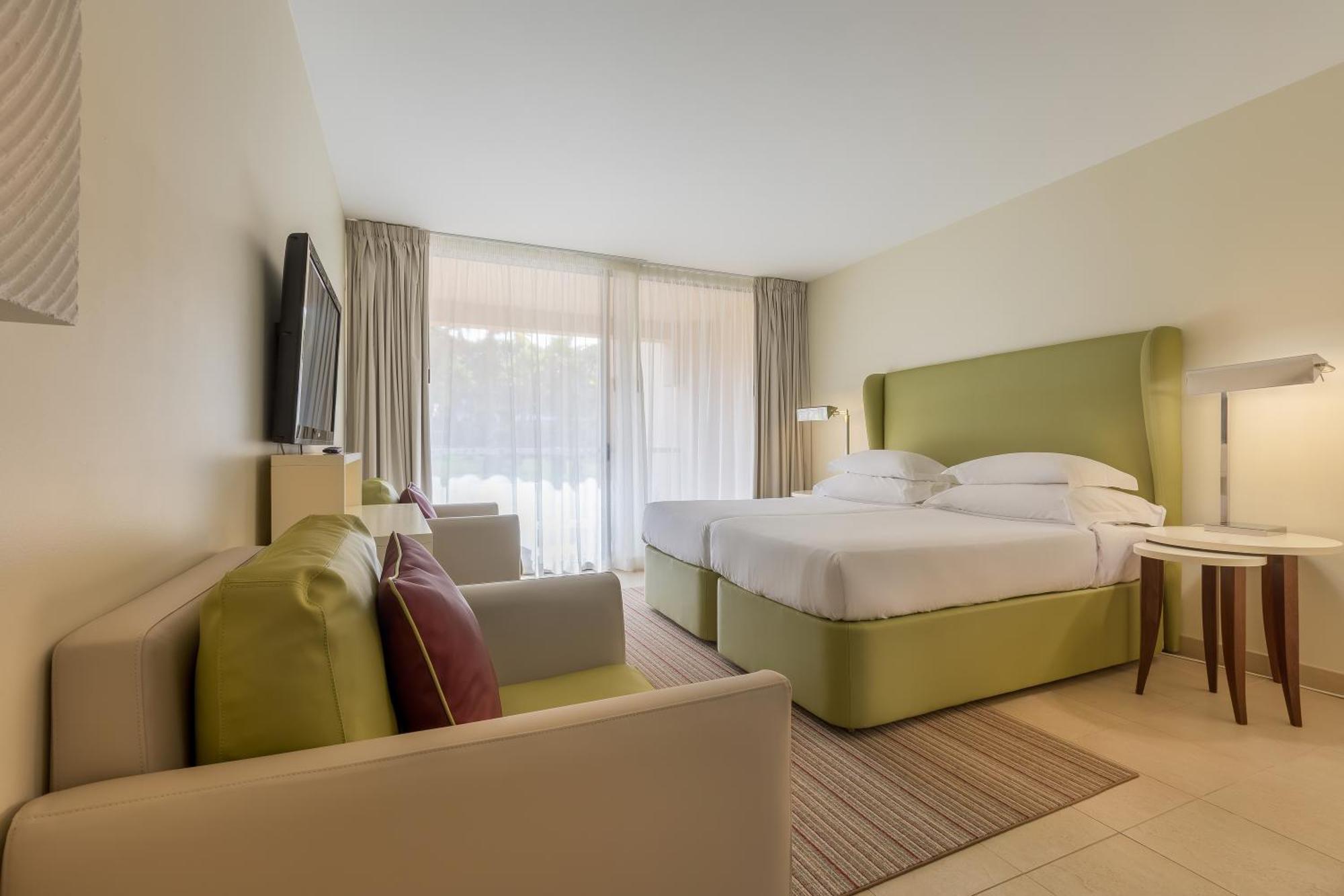 Quarto Familiar (4 Pessoas)