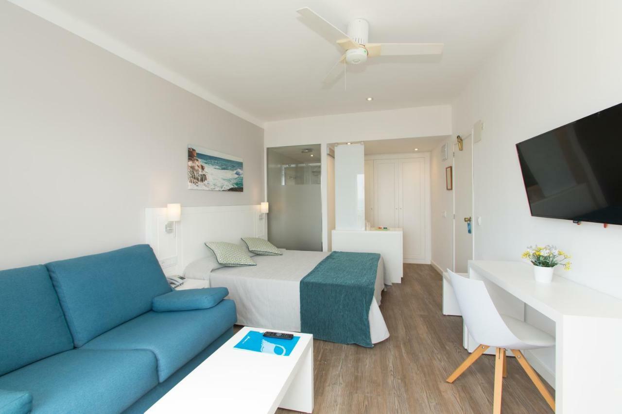 Suite Junior con vistas al mar (2 adultos + 1 niño)