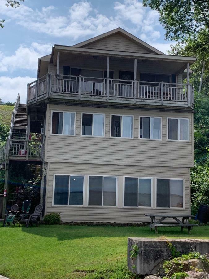 Riverfront Cottage - Top Floor