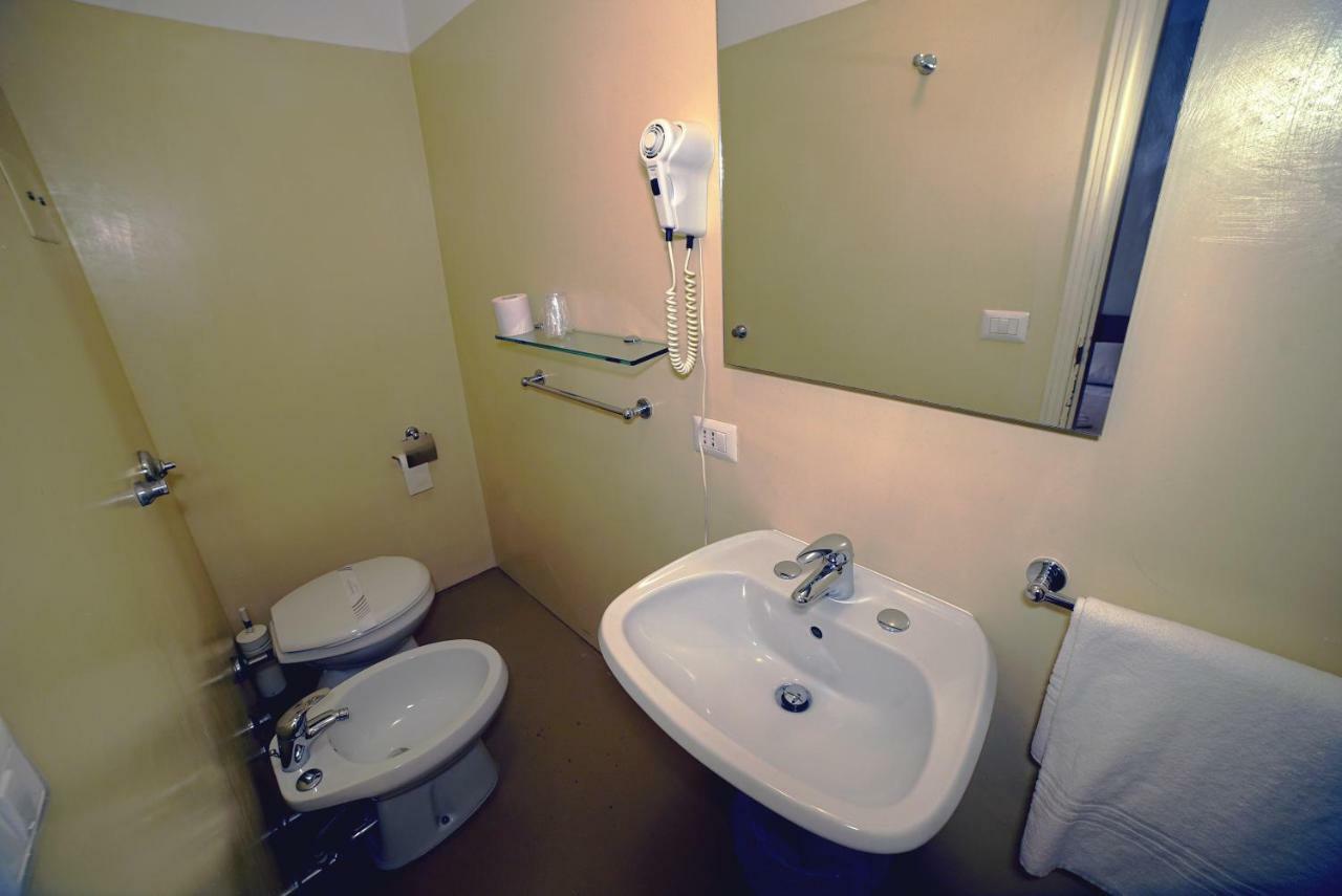 Petite Chambre Double avec Salle de Bains Privative Extérieure