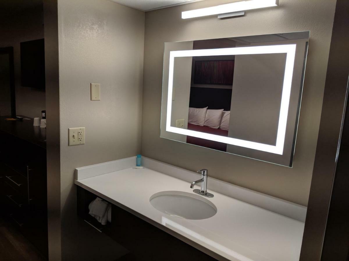 King Suite with Spa Bath