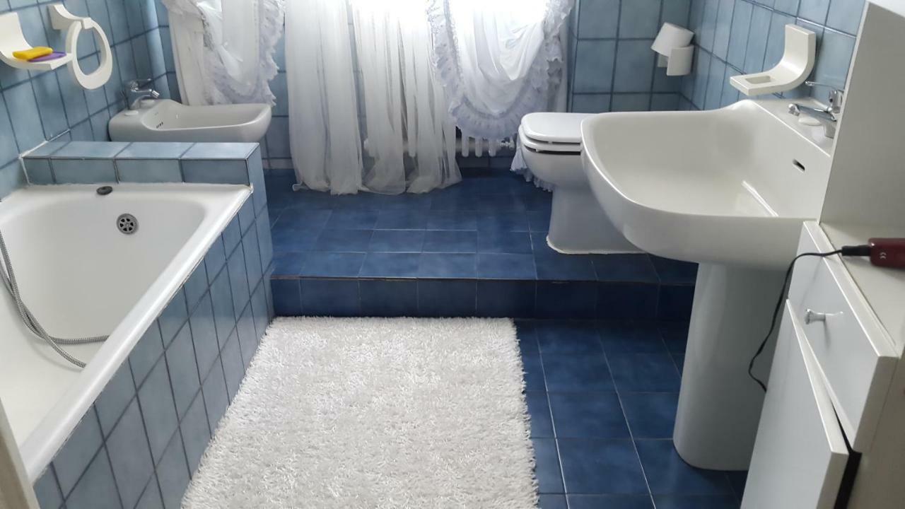 Camera Tripla con Bagno Privato Esterno