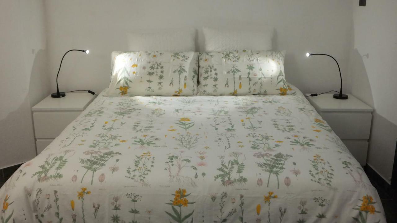 Chambre Double ou Lits Jumeaux avec Salle de Bains Commune
