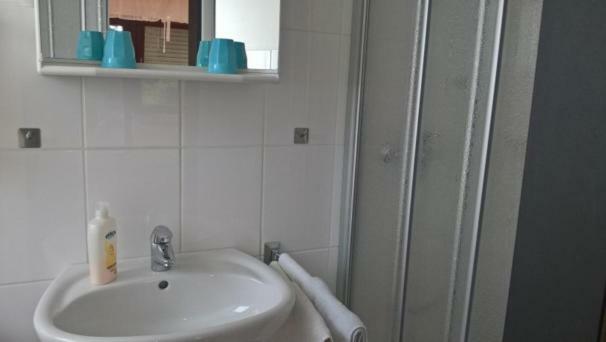 Doppelzimmer mit Balkon