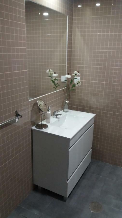 Chambre Lits Jumeaux avec Salle de Bains Privative