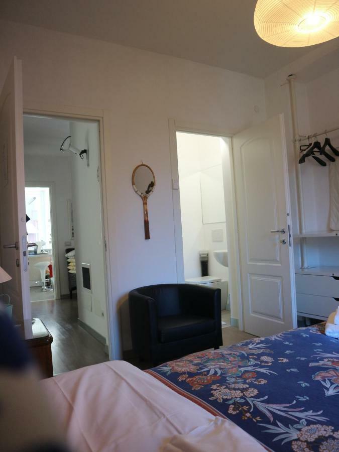 Doppel-/Zweibettzimmer mit eigenem Bad