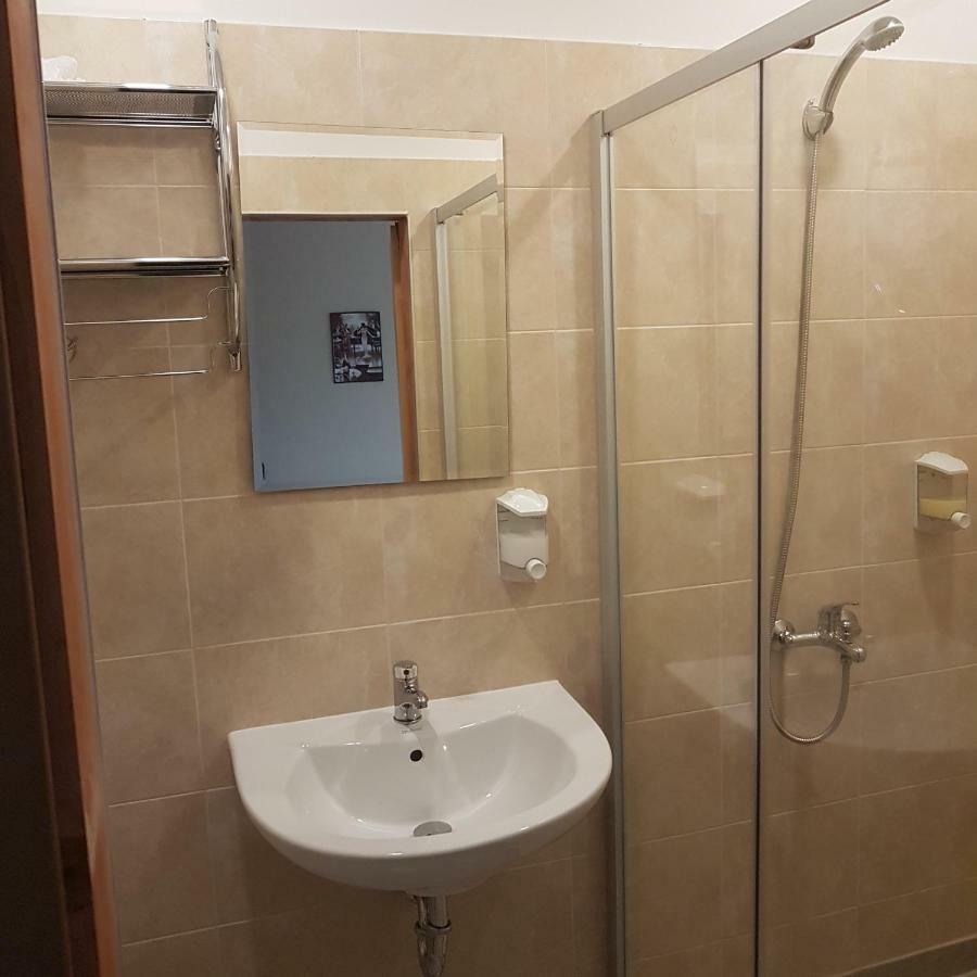 Doppelzimmer mit eigenem Bad
