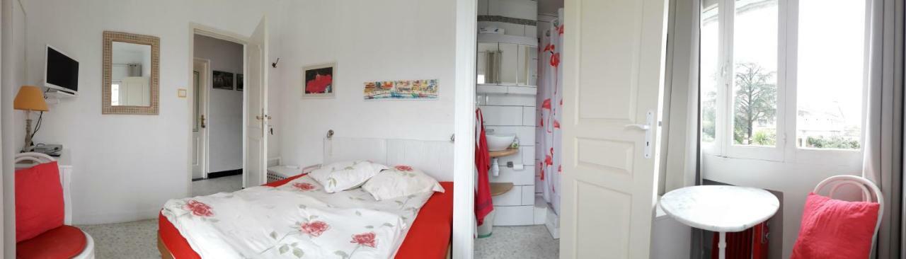 Tweepersoonskamer met Balkon en Uitzicht op Zee