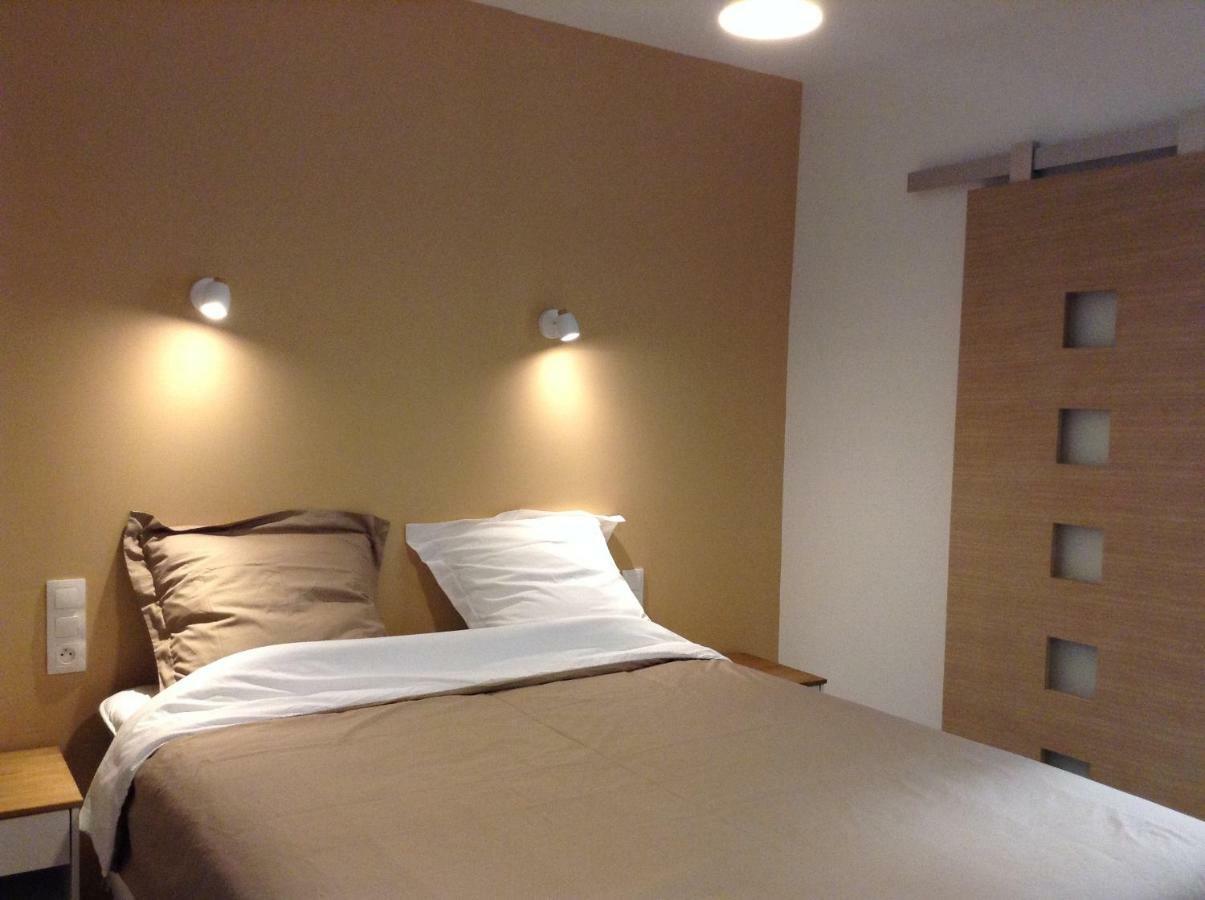 Chambre Double ou Lits Jumeaux avec Climatisation - Vue sur Jardin