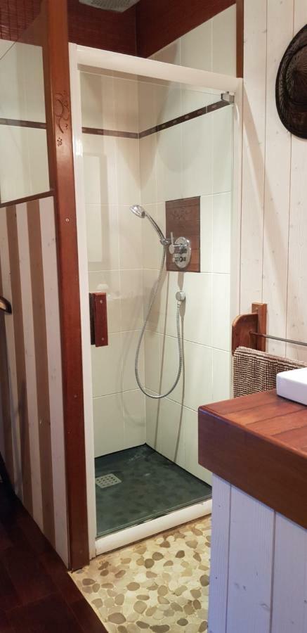 Chambre Double - Vue sur Piscine