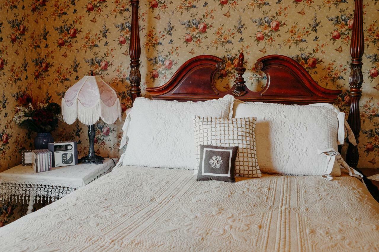 Queen Suite