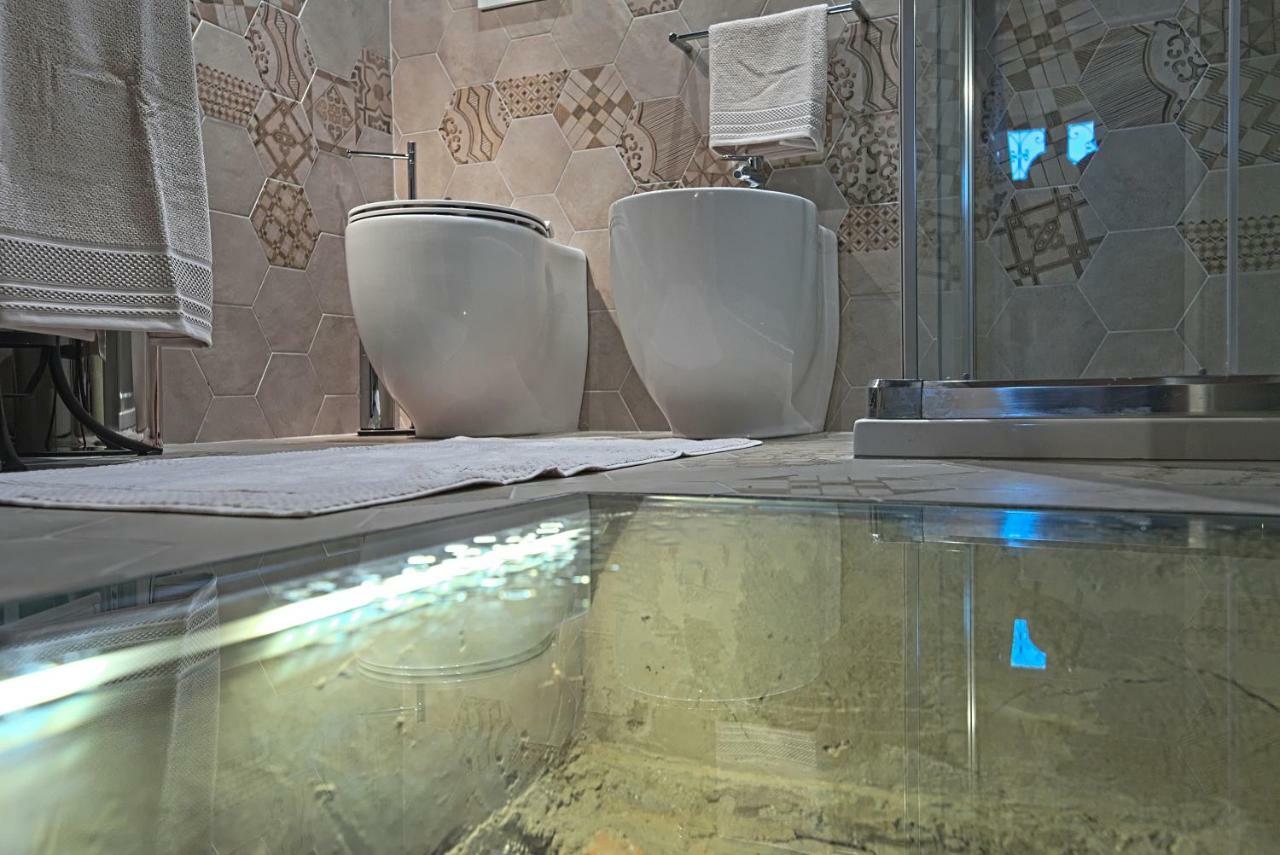 Camera Matrimoniale Superior con Bagno Privato Esterno