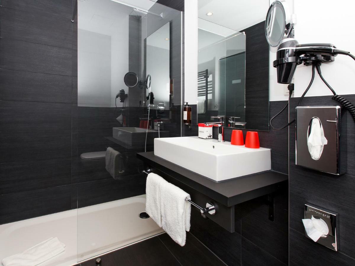 Großes Doppelzimmer