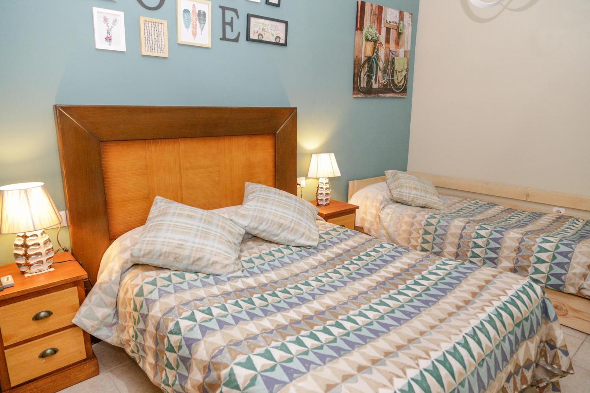 Chambre Triple avec Salle de Bains Privative