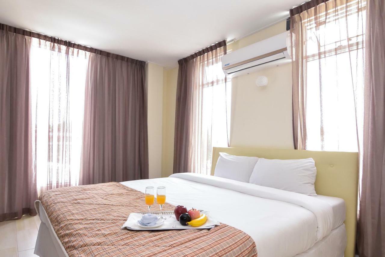 Deluxe Suite