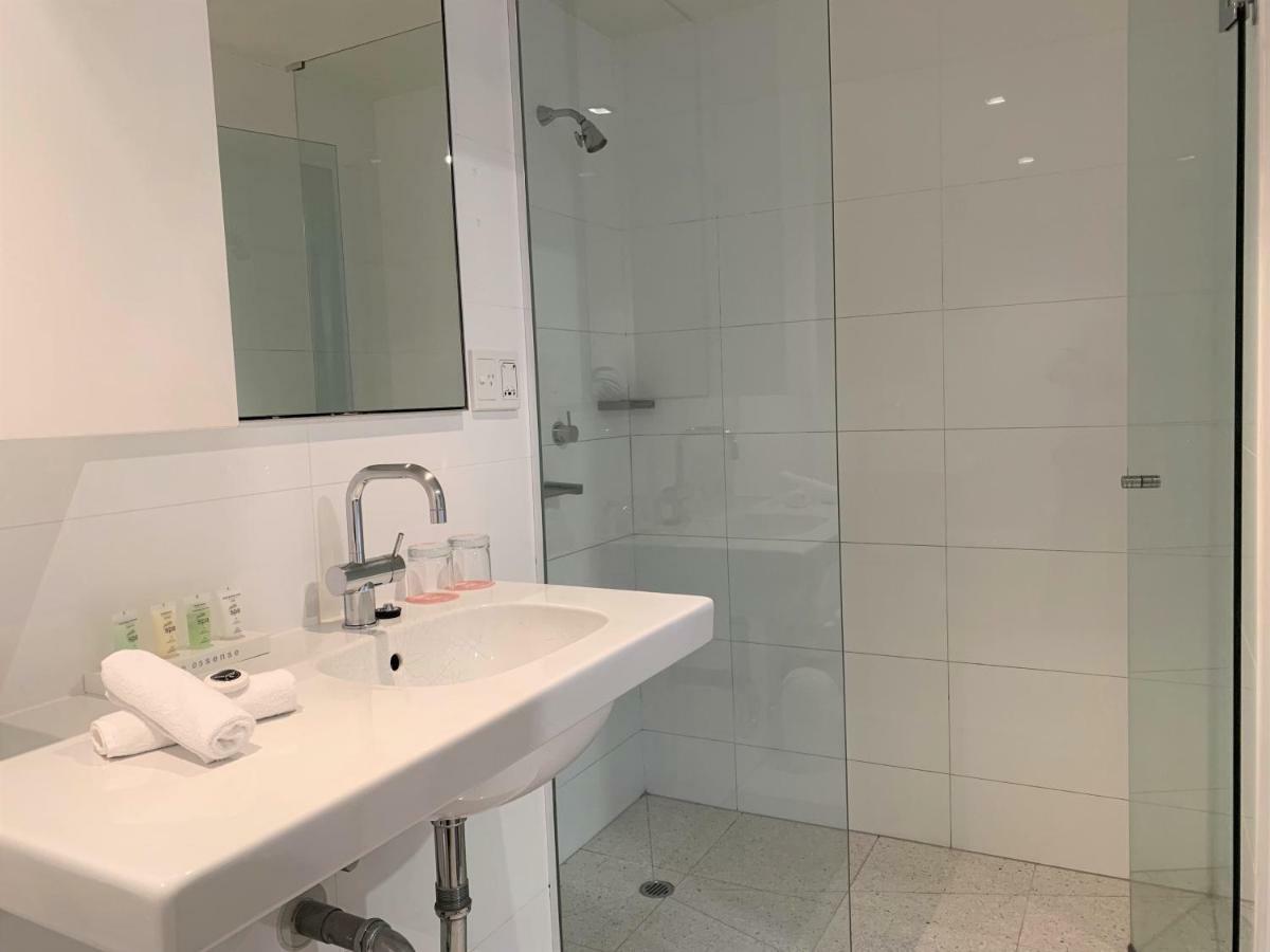Deluxe Zimmer mit 1 Kingsize-Bett und Terrasse