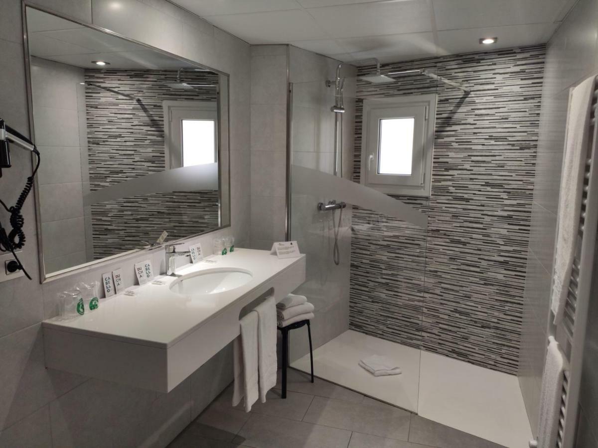 Chambre Double avec Lit d'Appoint