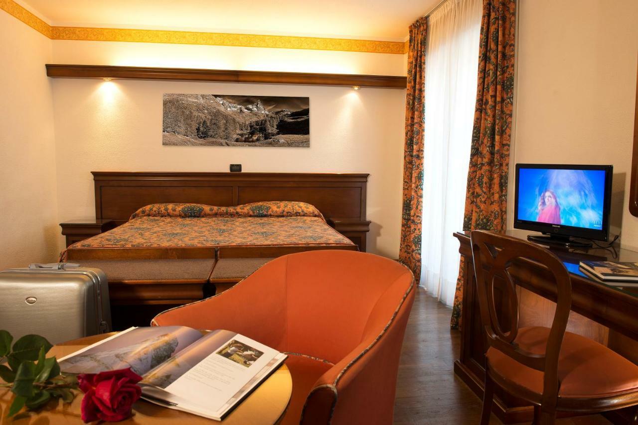 Camera Matrimoniale/Doppia con Letti Singoli