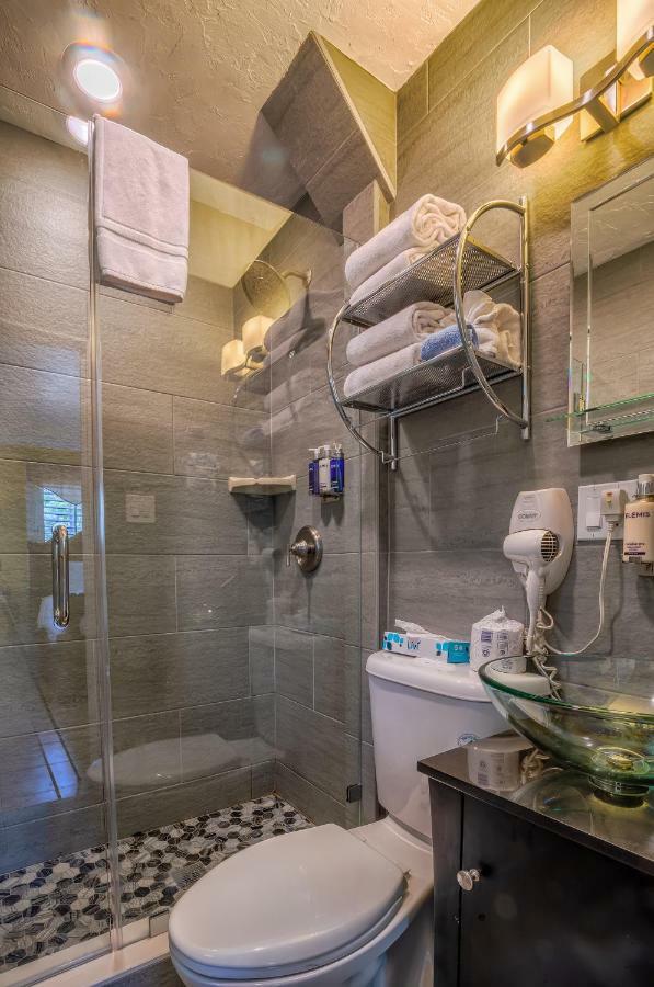 Havana Suite with Kitchenette