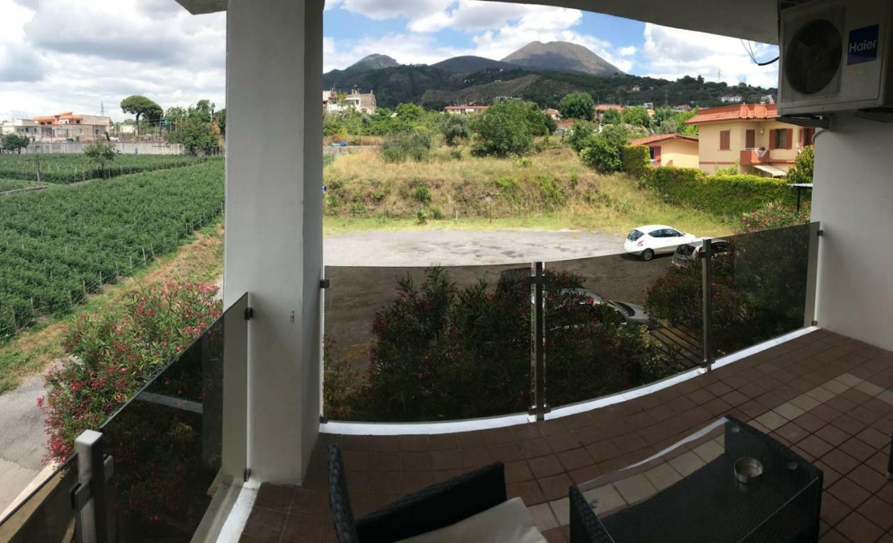 Camera Deluxe Matrimoniale/Doppia con Letti Singoli con Vista Mare e Montagna