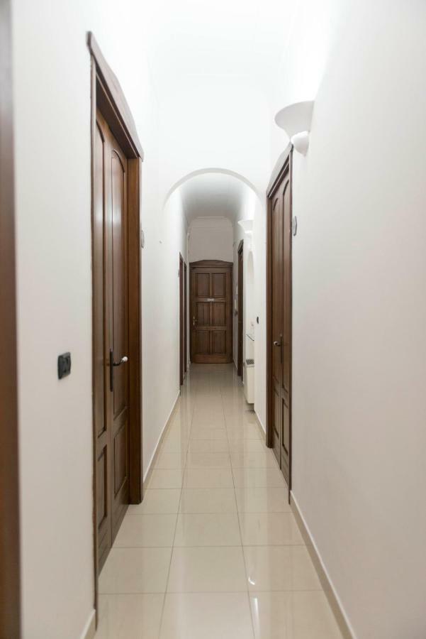 Camera Familiare con Bagno in Comune