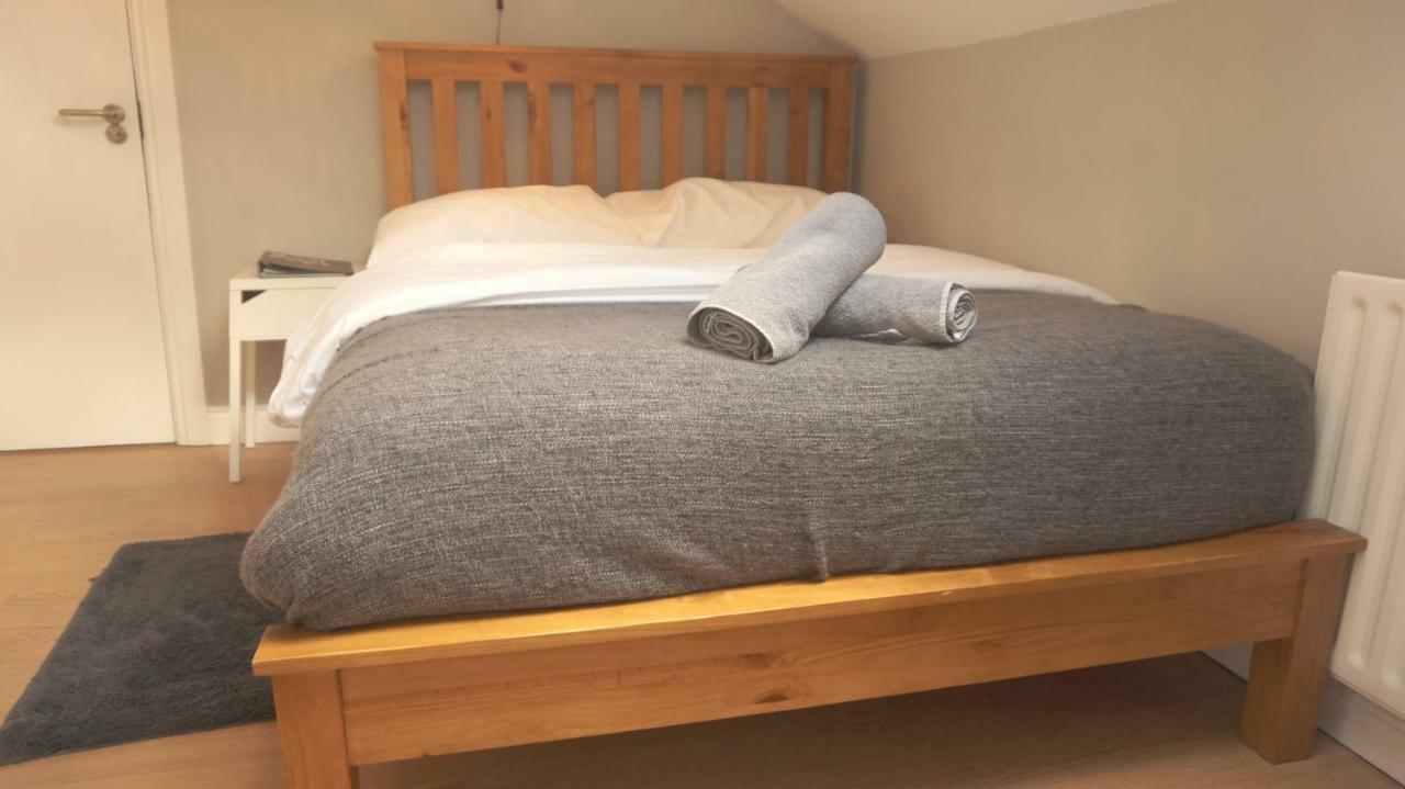 Double Room with Shared Bathroom,1138110922:JPEG