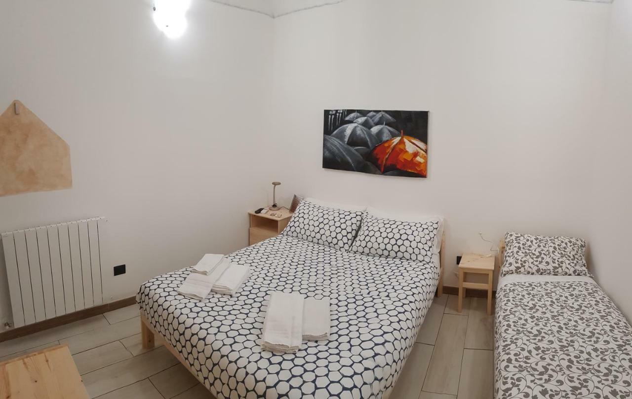 Dreibettzimmer mit Bad